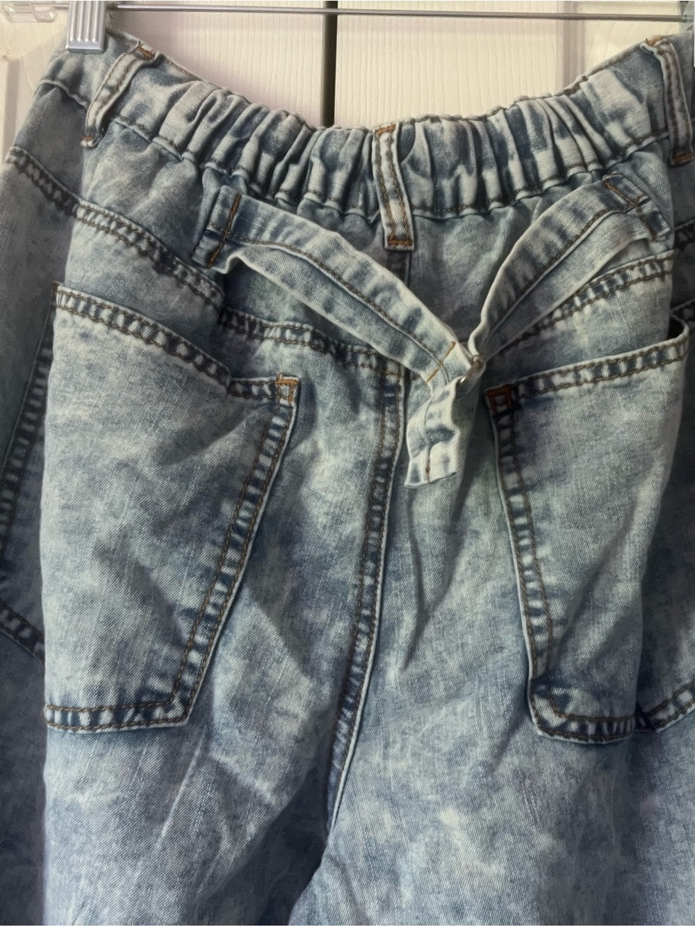 POL Light Wash Embroidered Super Wide-Leg Denim - Picture 6 of 10
